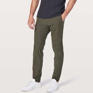 Lululemon Men's Commission Pant Slim *Warpstreme 32" - Dark Green